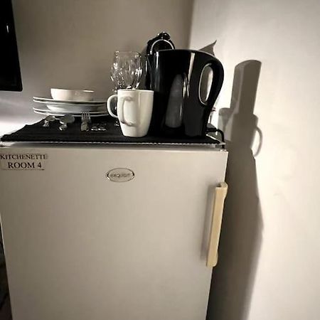 Room 404 - Eindhoven - By T&S. Экстерьер фото